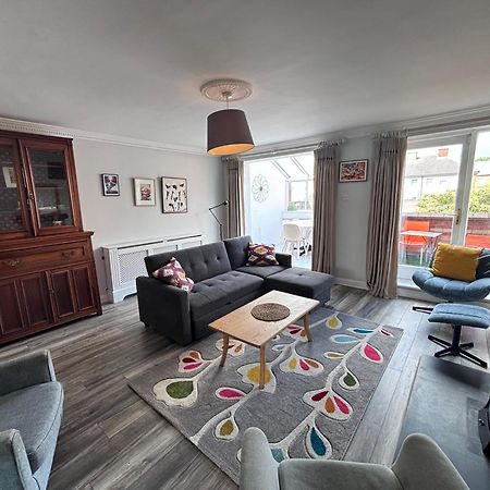Central, Comfortable And Spacious 4 Bed Duplex Dublin Buitenkant foto